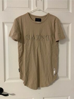 T39a- SAINT MORTA Tan Embroidered LOGO FRONT Tunic T-Shirt